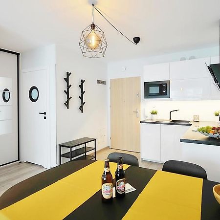 Apartament Andar Z Miejscem Parkingowym Kolobrzeg Dış mekan fotoğraf