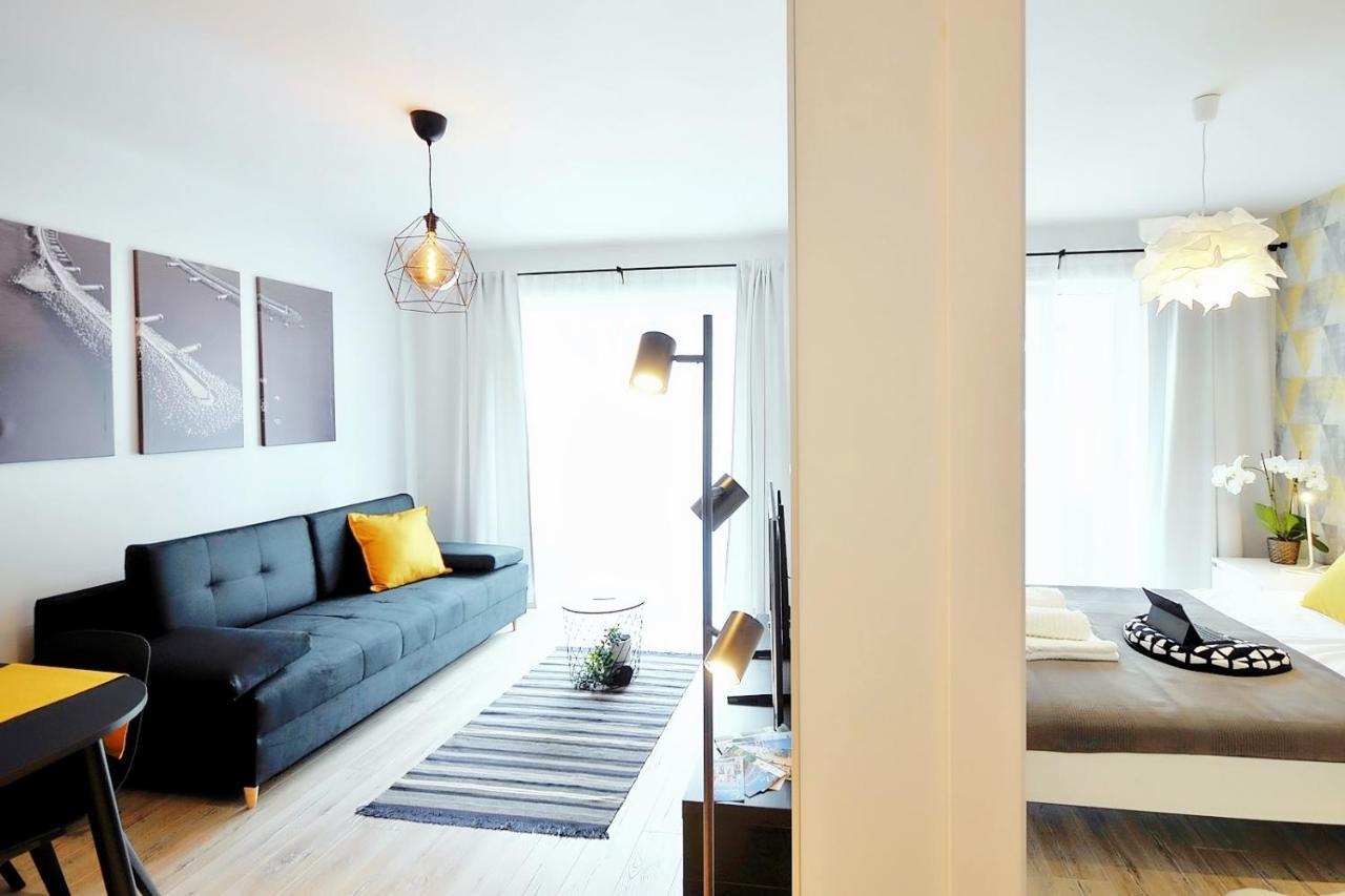 Apartament Andar Z Miejscem Parkingowym Kolobrzeg Dış mekan fotoğraf