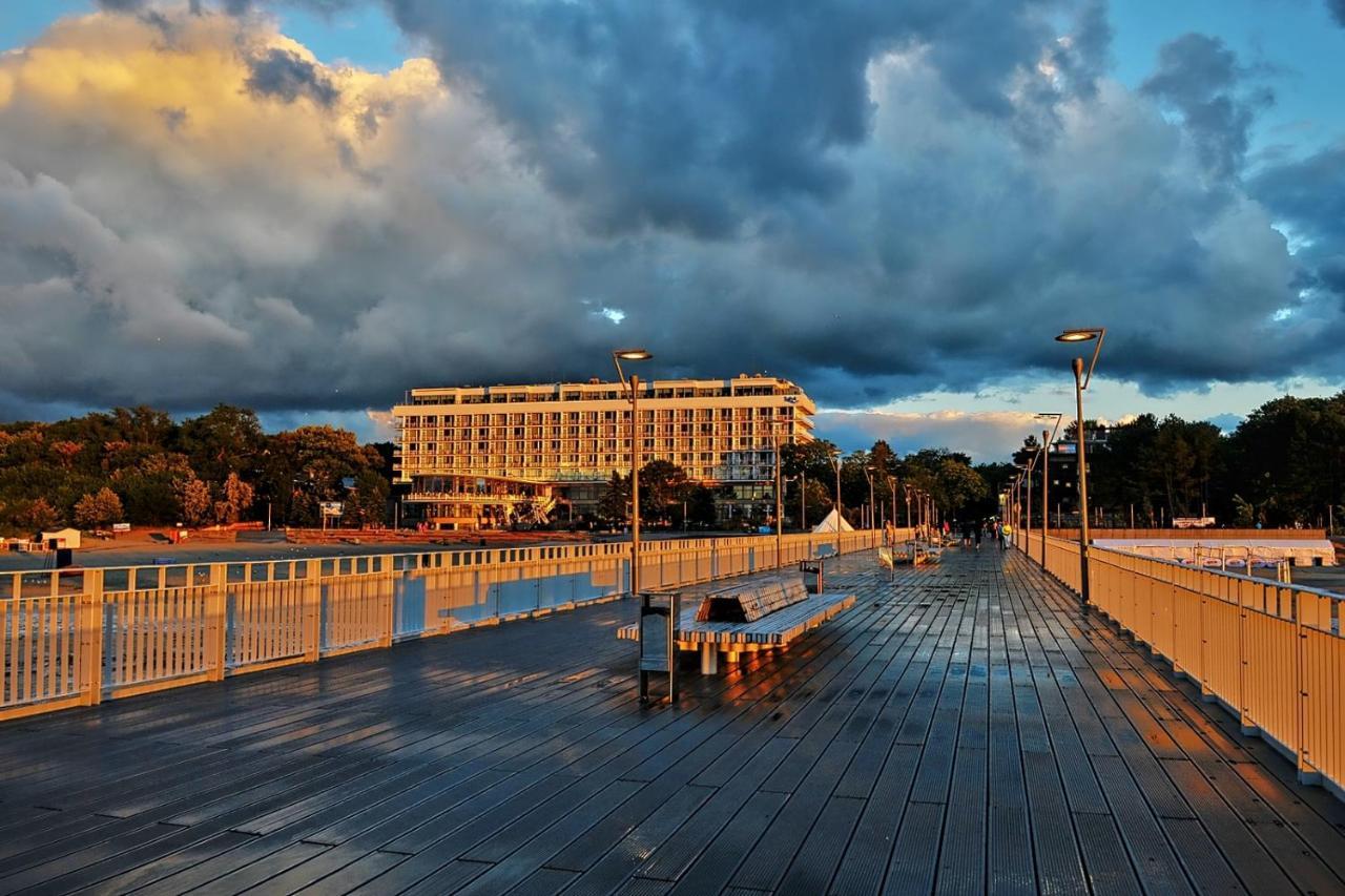 Apartament Andar Z Miejscem Parkingowym Kolobrzeg Dış mekan fotoğraf