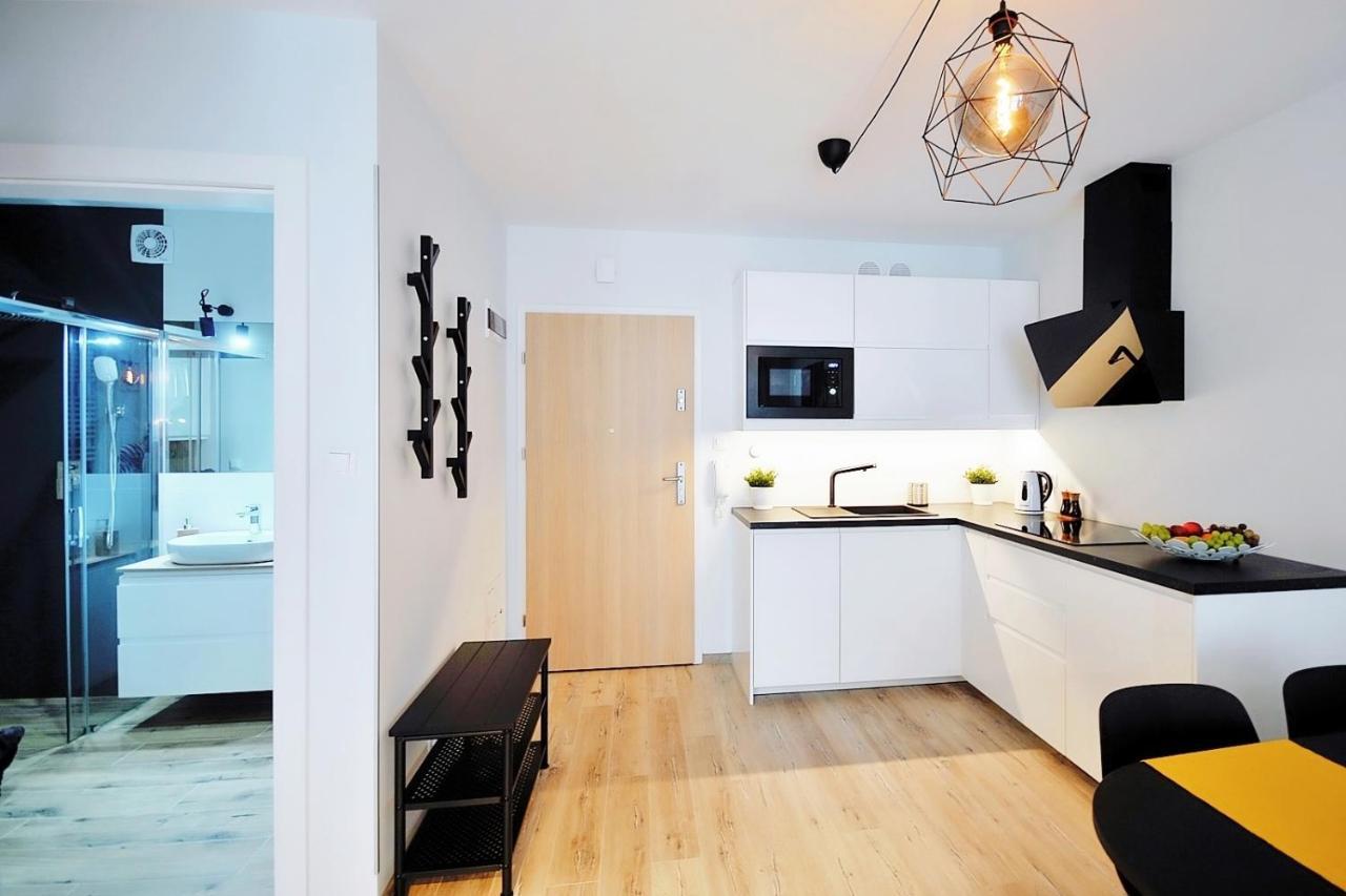 Apartament Andar Z Miejscem Parkingowym Kolobrzeg Dış mekan fotoğraf
