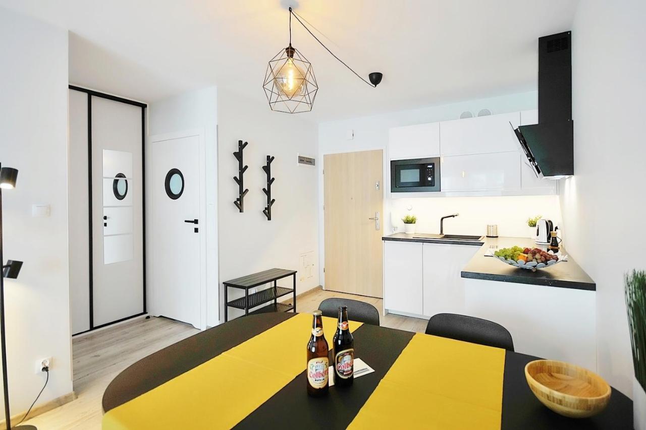 Apartament Andar Z Miejscem Parkingowym Kolobrzeg Dış mekan fotoğraf